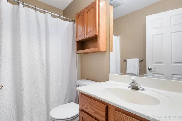 $650,000 | 2819 Clarissa Lane, Aurora, IL 60502