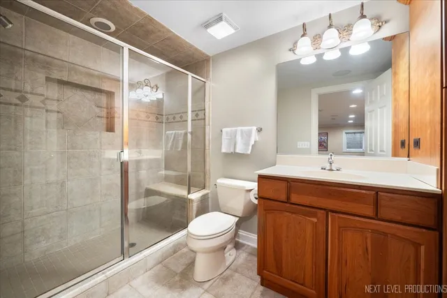 $650,000 | 2819 Clarissa Lane, Aurora, IL 60502