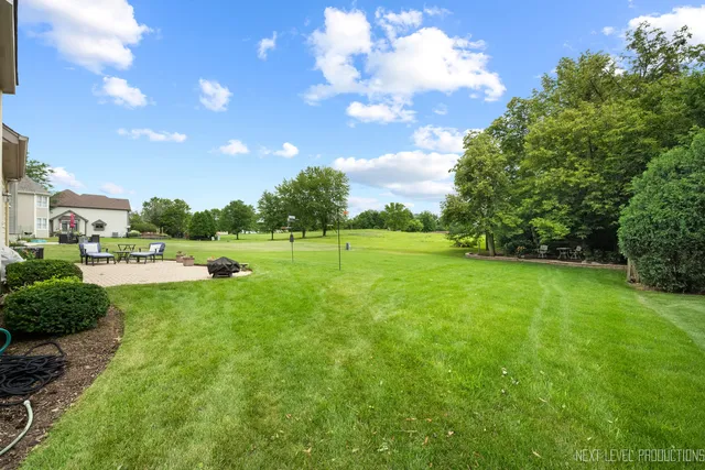 $650,000 | 2819 Clarissa Lane, Aurora, IL 60502