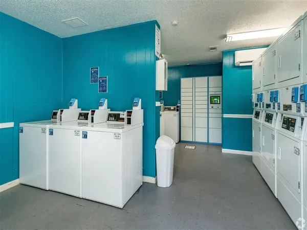 a view of utility room