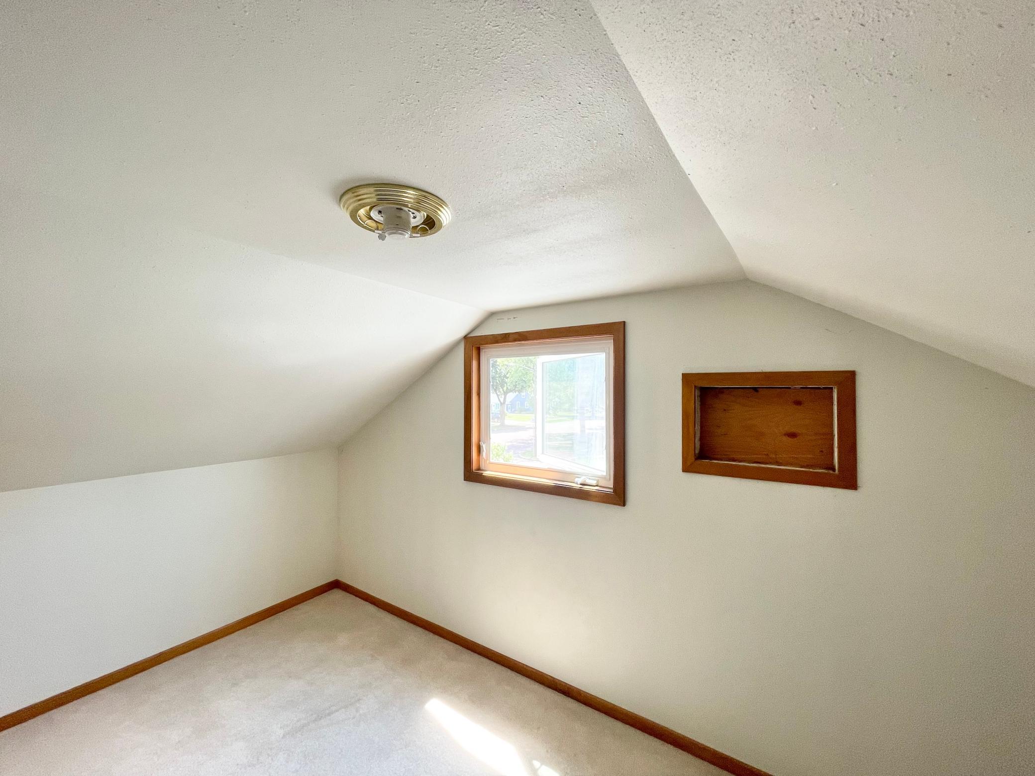 18 South Paffrath Avenue Springfield, MN 56087 - Photo 37 of 53