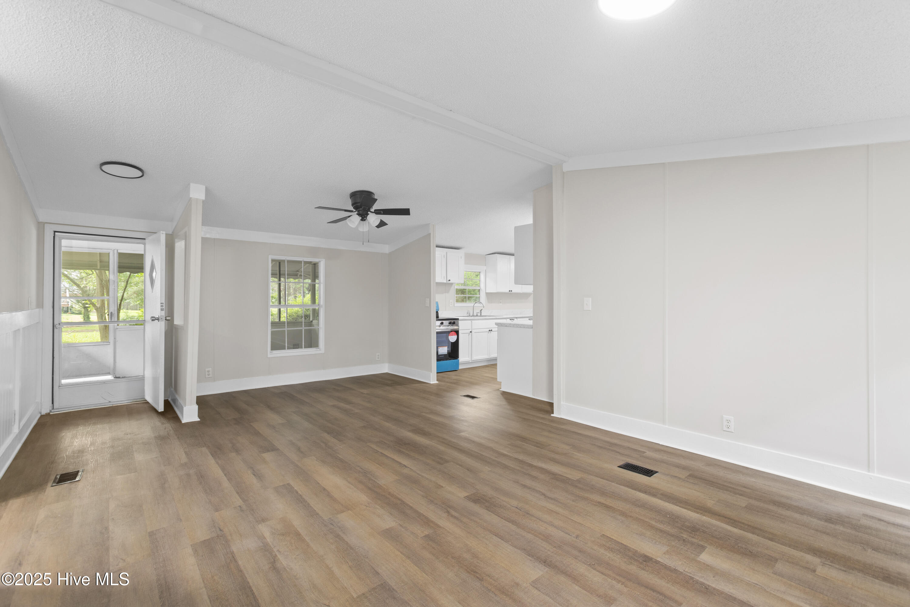 150 Junior Road New Bern, NC 28560 - Photo 7 of 24 07