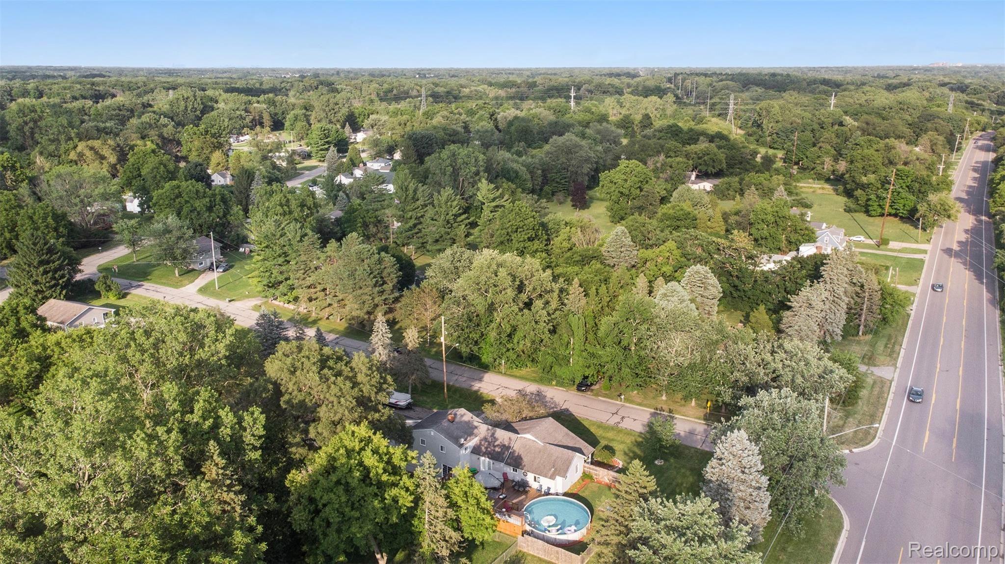 6174 Flushing Road Flushing, MI 48433 - Photo 43 of 51 6.jpg
