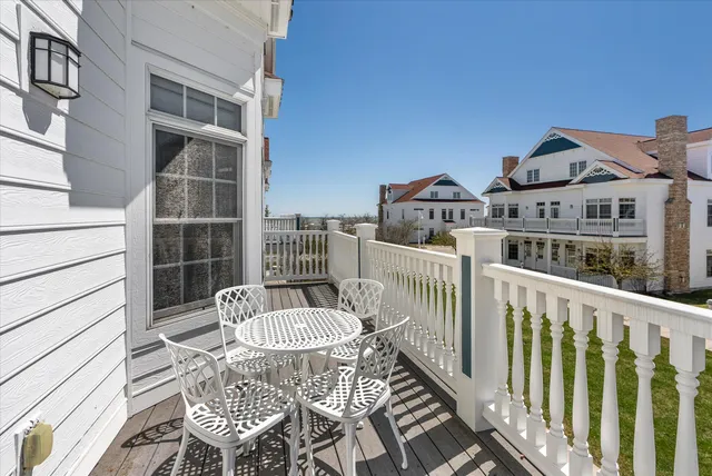 $429,000 | 421 Beachfront Drive, Unit 421, Sheboygan, WI 53081