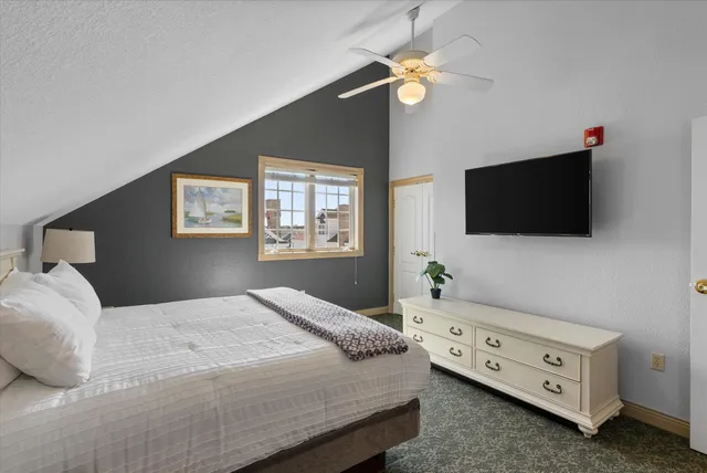 $429,000 | 421 Beachfront Drive, Unit 421, Sheboygan, WI 53081