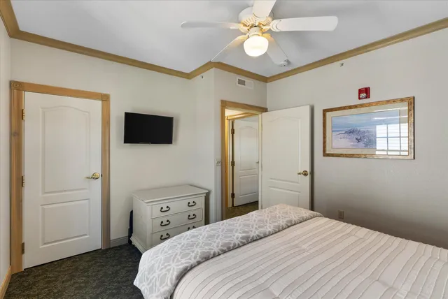 $429,000 | 421 Beachfront Drive, Unit 421, Sheboygan, WI 53081