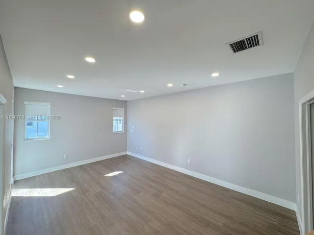 $5,000 | 11400 Northwest 75th Terrace, Doral, FL 33178