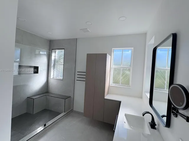 $5,000 | 11400 Northwest 75th Terrace, Doral, FL 33178