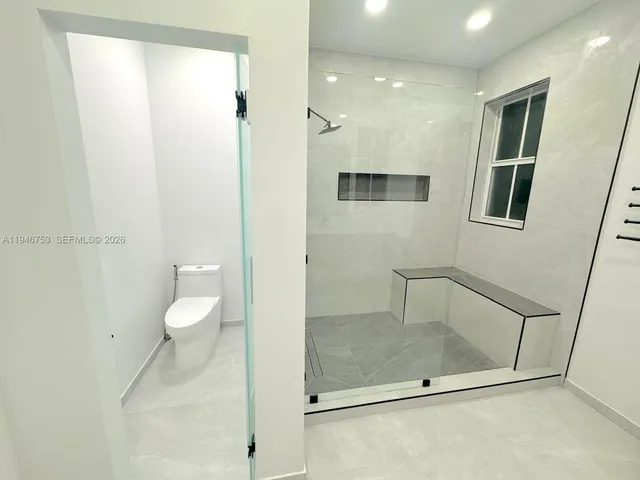 $5,000 | 11400 Northwest 75th Terrace, Doral, FL 33178