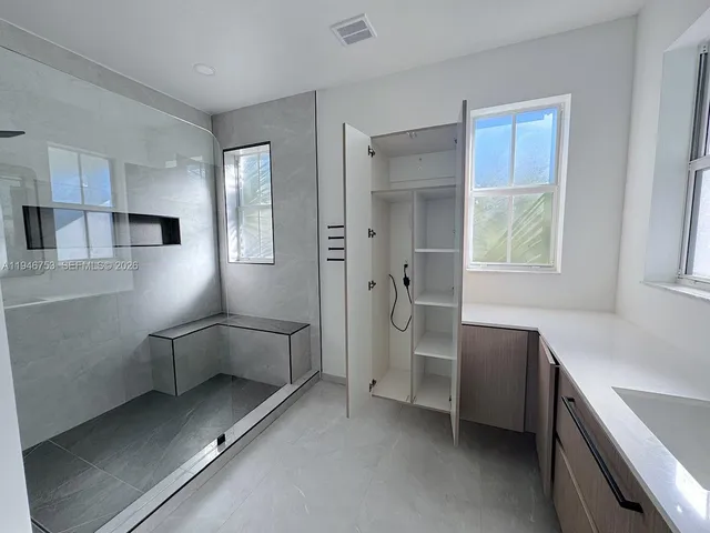 $5,000 | 11400 Northwest 75th Terrace, Doral, FL 33178