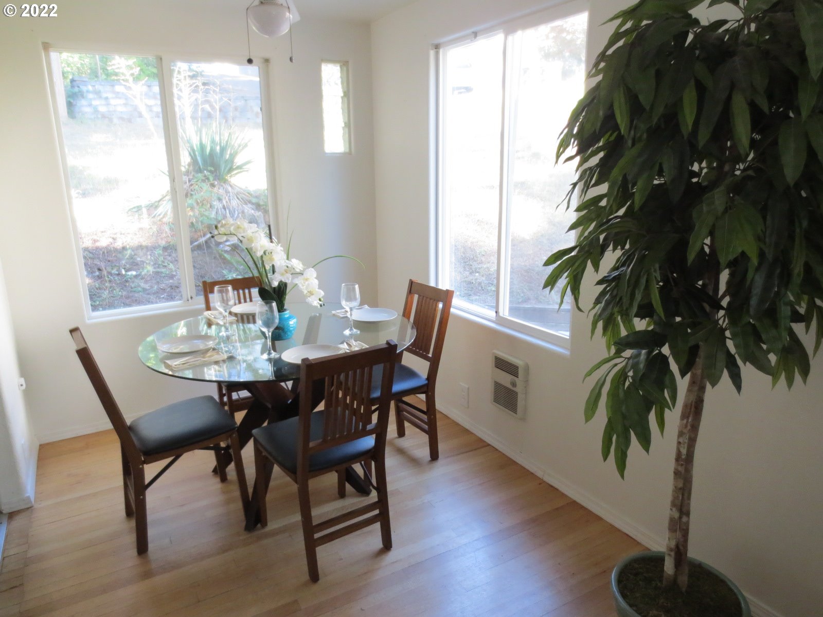 4530 Fox Hollow Road Eugene, OR 97405 - Photo 5 of 30 Dining Room