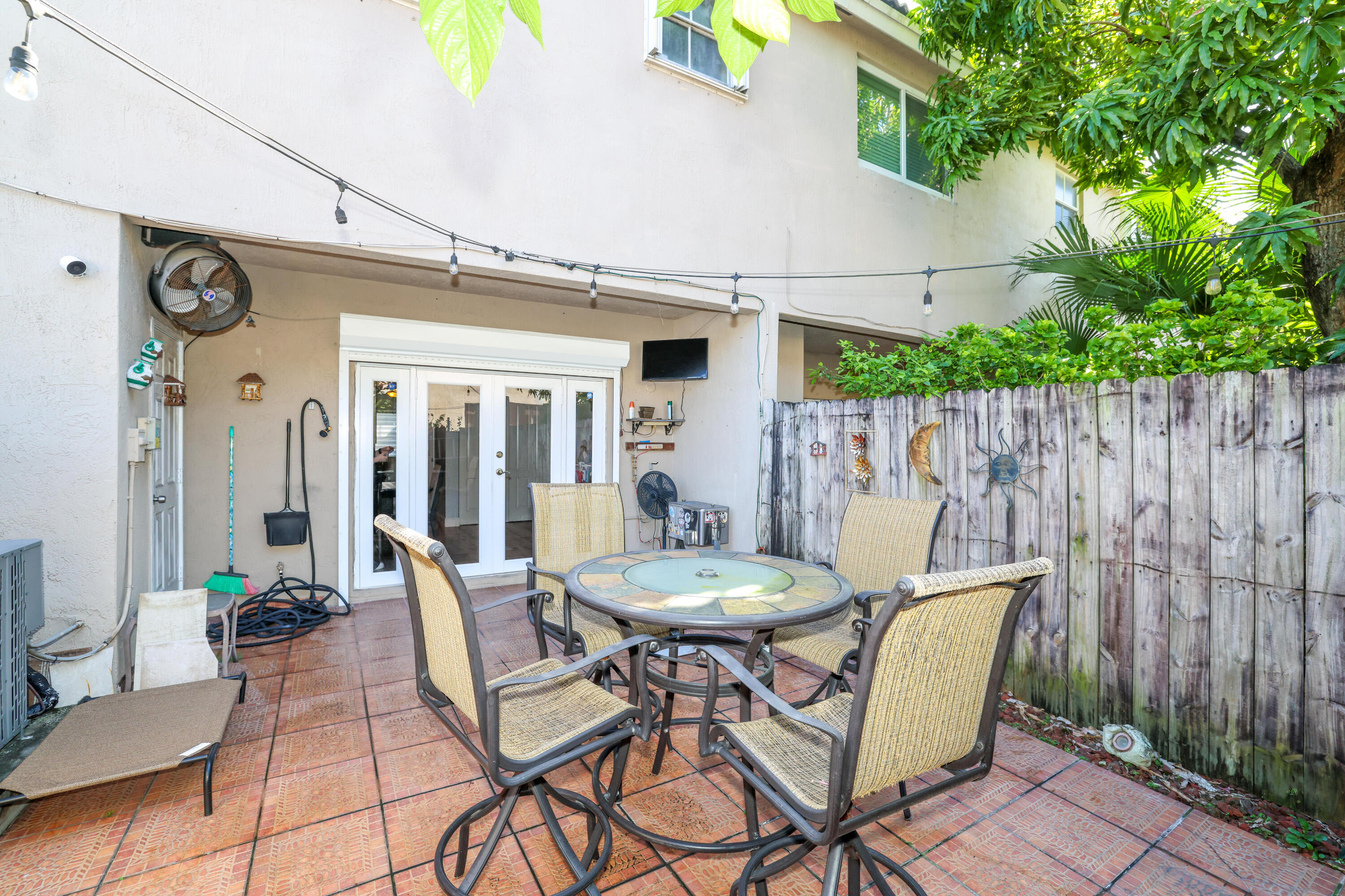 16616 Northwest 72nd Court Miami Lakes, FL 33014 - Photo 21 of 39 ARG_6996