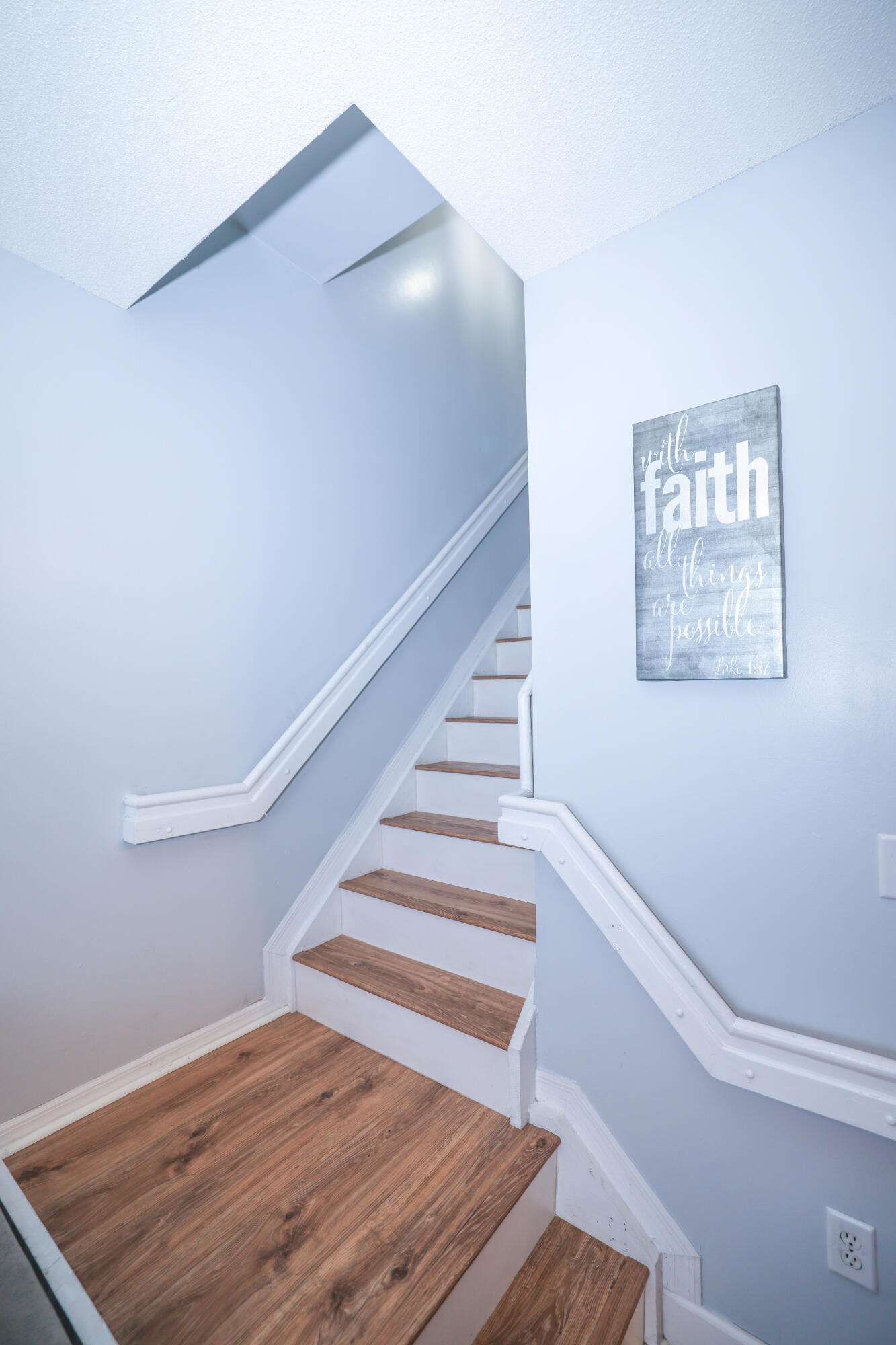 16616 Northwest 72nd Court Miami Lakes, FL 33014 - Photo 22 of 39 ARG_6997