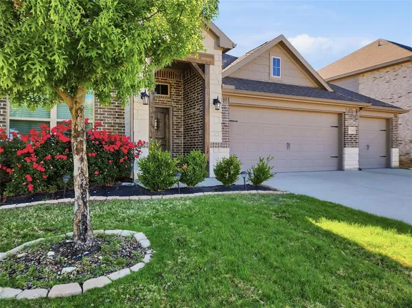 $2,700 | 7248 Paso Verde Drive, Fort Worth, TX 76131