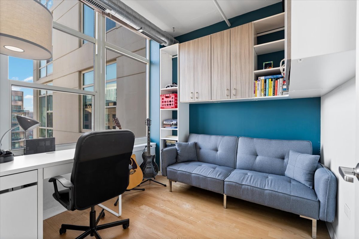 909 West Washington Boulevard, Unit 804 Chicago, IL 60607 - Photo 13 of 19