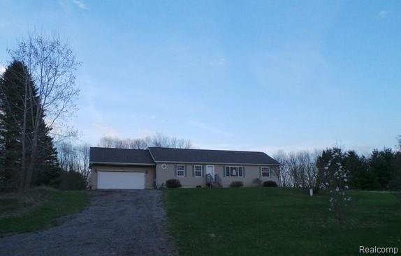 1781 Kane Road South Stockbridge, MI 49285 - Photo 1 of 17 FRONT VIEW.jpg