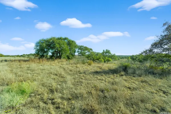 $304,900 | 732 Whiskey Trail, Blanco, TX 78606