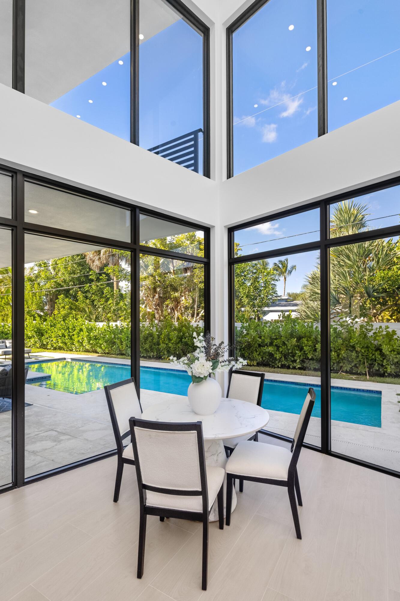 957 Southwest 12th Street Boca Raton, FL 33486 - Photo 6 of 13 Family Room