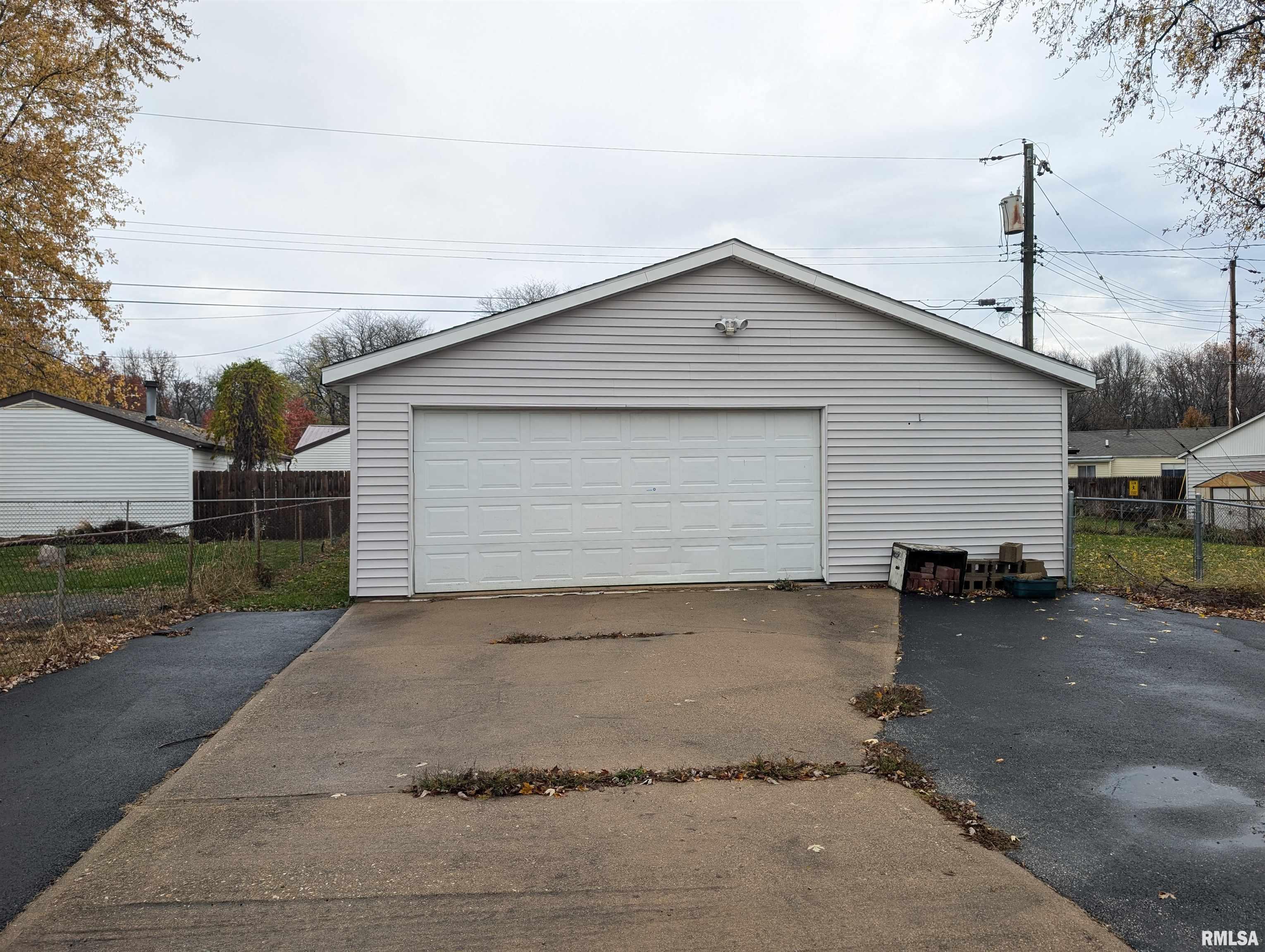 219 Radisson Road Marquette Heights, IL 61554 - Photo 22 of 26 Gallery Image 22