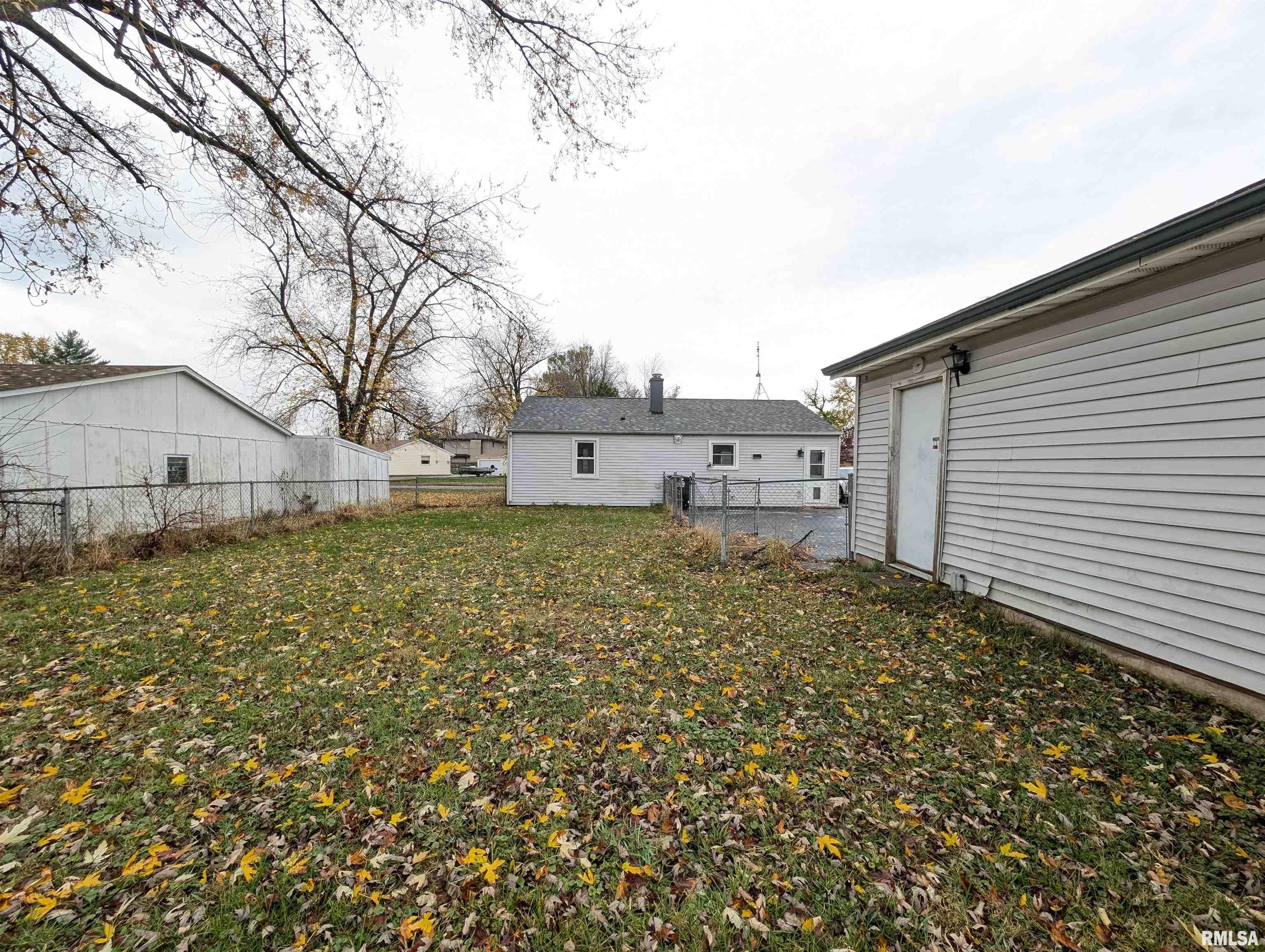 219 Radisson Road Marquette Heights, IL 61554 - Photo 25 of 26 Gallery Image 25