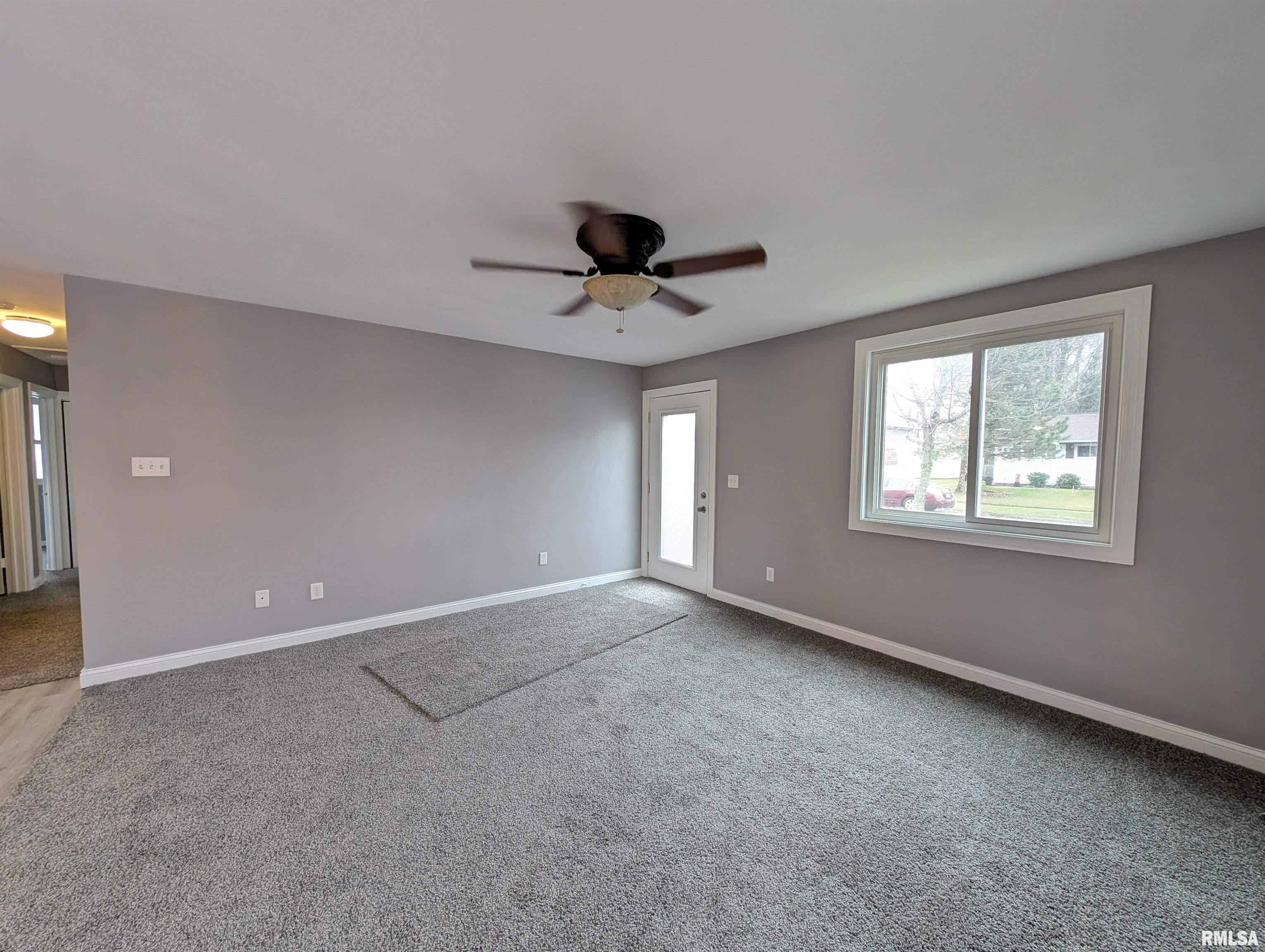 219 Radisson Road Marquette Heights, IL 61554 - Photo 4 of 26 Gallery Image 4