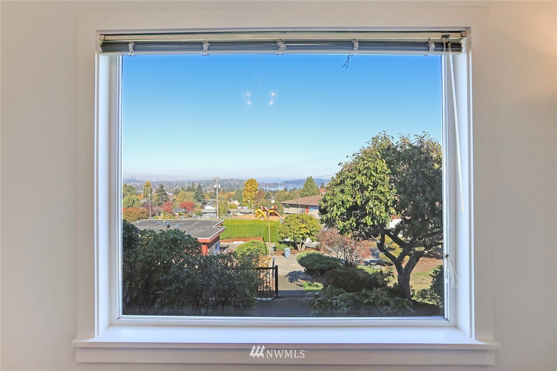 10101 Renton Avenue South Seattle, WA 98178 - Photo 13 of 25 Gallery Image 13