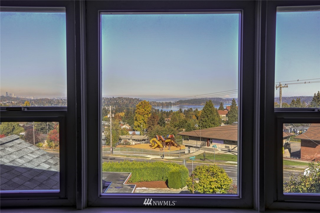 10101 Renton Avenue South Seattle, WA 98178 - Photo 21 of 25 Gallery Image 21