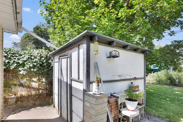 $360,000 | 1111 East 37th Avenue, Spokane, WA 99203