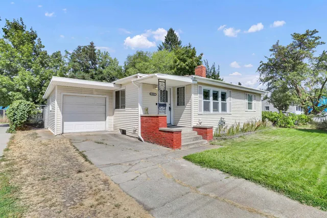 $360,000 | 1111 East 37th Avenue, Spokane, WA 99203