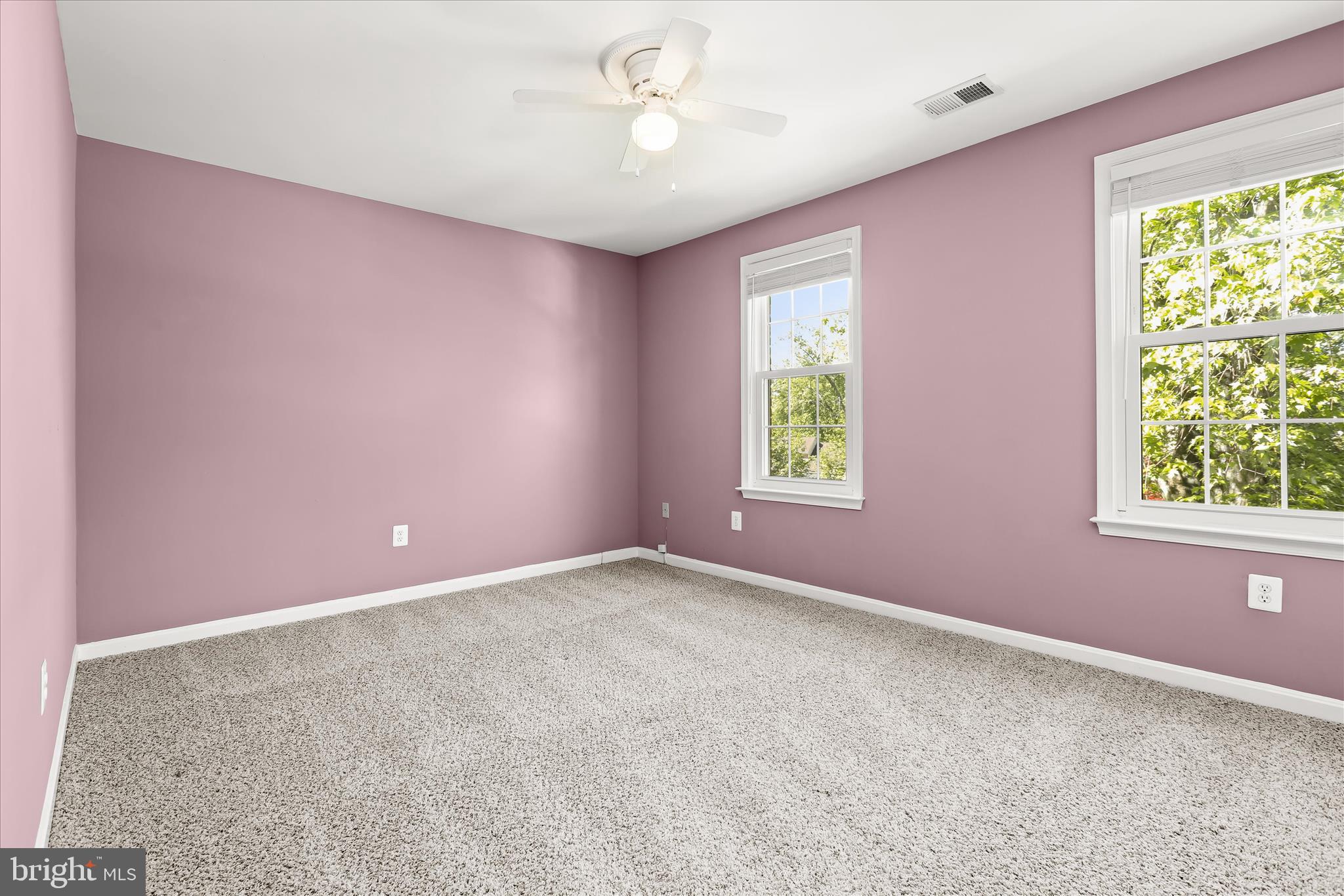 17 Woonsockett Court Silver Spring, MD 20905 - Photo 35 of 54 Upper Level Bedroom 3