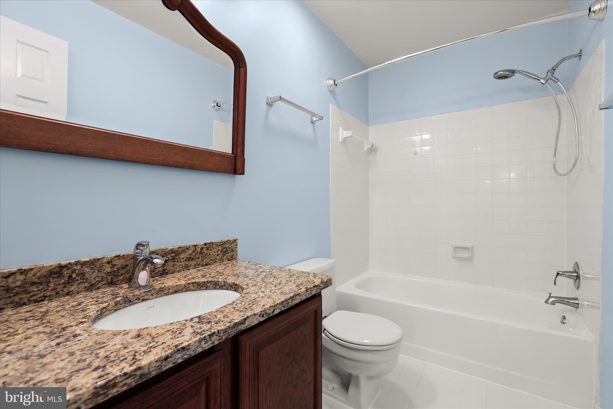 17 Woonsockett Court Silver Spring, MD 20905 - Photo 38 of 54 Upper Level Full Bath