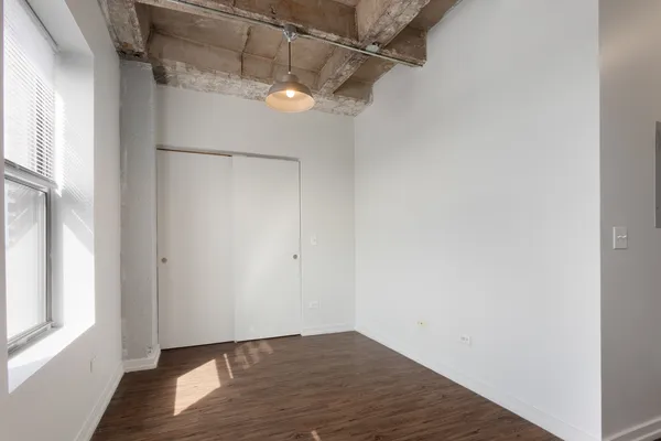 $1,362 | 1325 West Wilson Avenue, Unit 405, Chicago, IL 60640