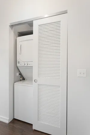 $1,362 | 1325 West Wilson Avenue, Unit 405, Chicago, IL 60640