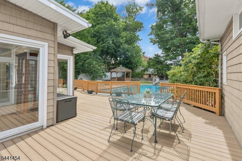 1179 Blazo Terrace Mountainside, NJ 07092 - Photo 33 of 41