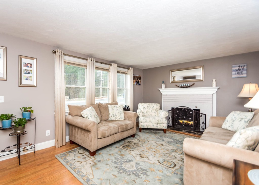 824 Trapelo Road Waltham, MA 02452 - Photo 8 of 21 Gallery Image 8