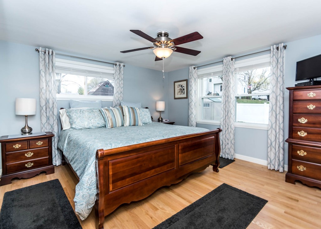 824 Trapelo Road Waltham, MA 02452 - Photo 10 of 21 Gallery Image 10