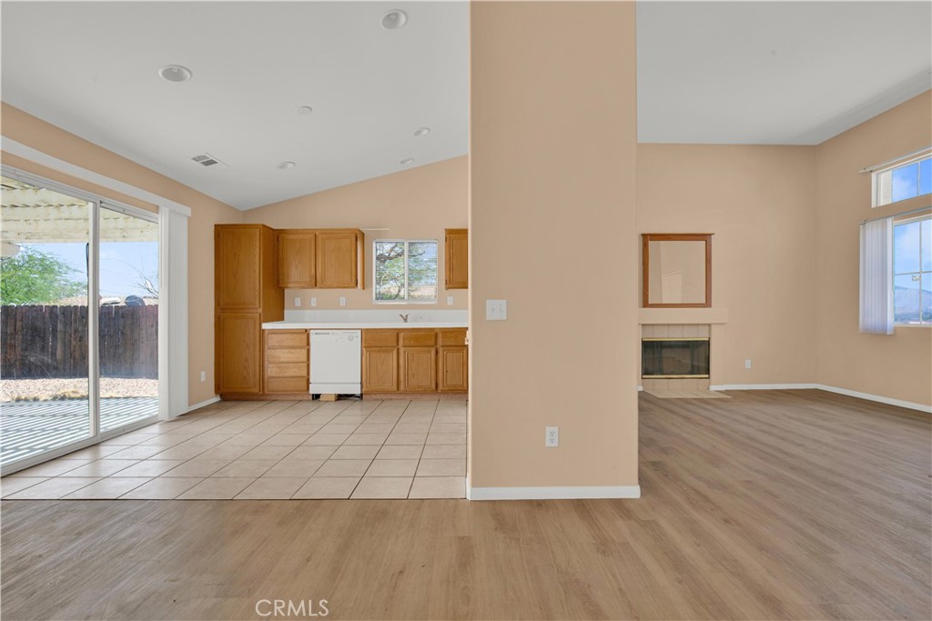 10468 Santa Cruz Road Desert Hot Springs, CA 92240 - Photo 7 of 29