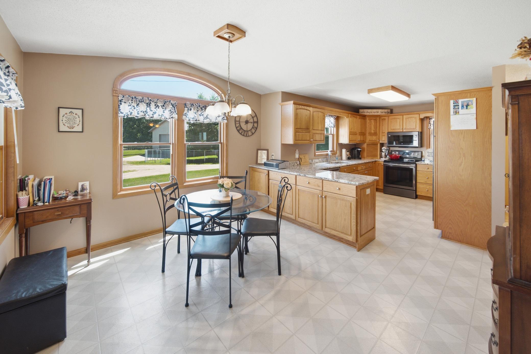 7524 58th Street Northeast Rochester, MN 55906 - Photo 6 of 59