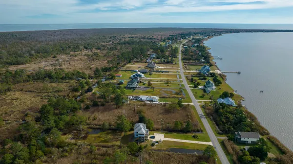 $162,000 | 172 Bayview Drive, Stumpy Point, NC 27978