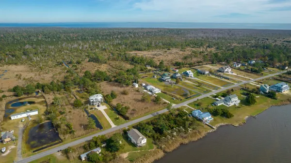 $162,000 | 172 Bayview Drive, Stumpy Point, NC 27978