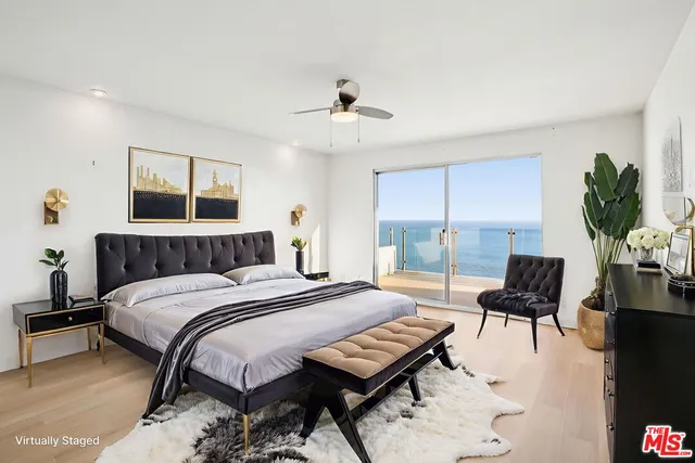 $1,550,000 | 18203 Coastline Drive, Unit 7, Malibu, CA 90265