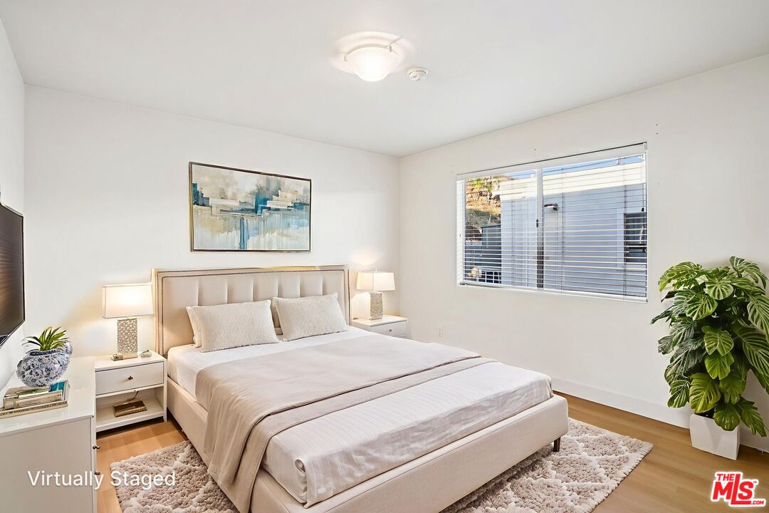 18203 Coastline Drive, Unit 7 Malibu, CA 90265 - Photo 7 of 14