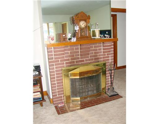 339 Center Road Monroeville, PA 15146 - Photo 3 of 18 Living Room.