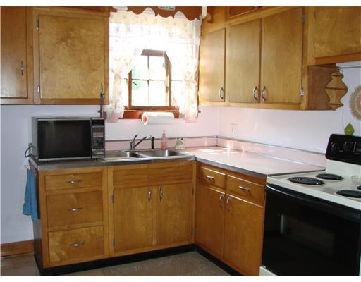 339 Center Road Monroeville, PA 15146 - Photo 5 of 18 Kitchen.