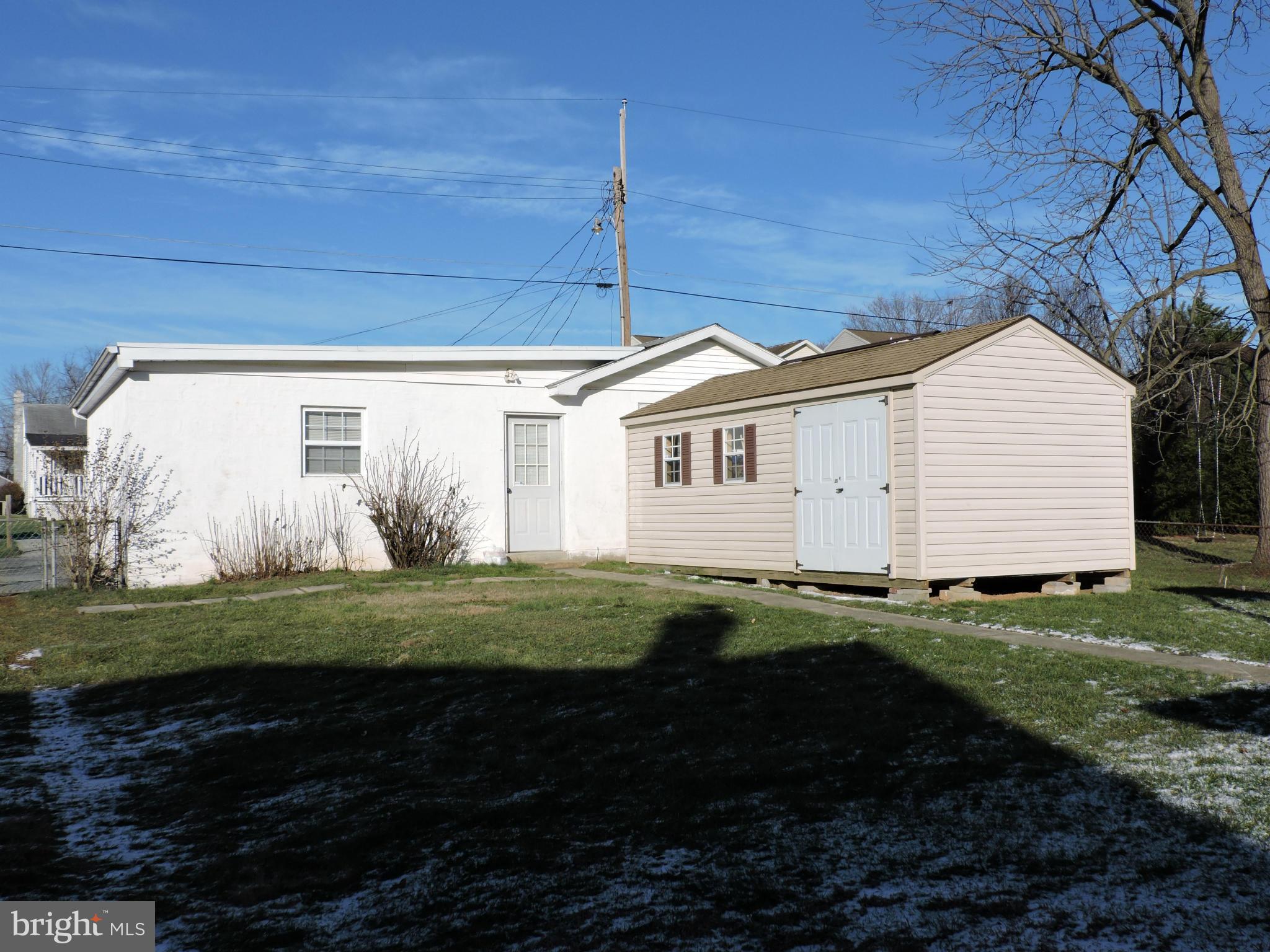 704 Interval Road Hagerstown, MD 21740 - Photo 25 of 30 Exterior (Rear)