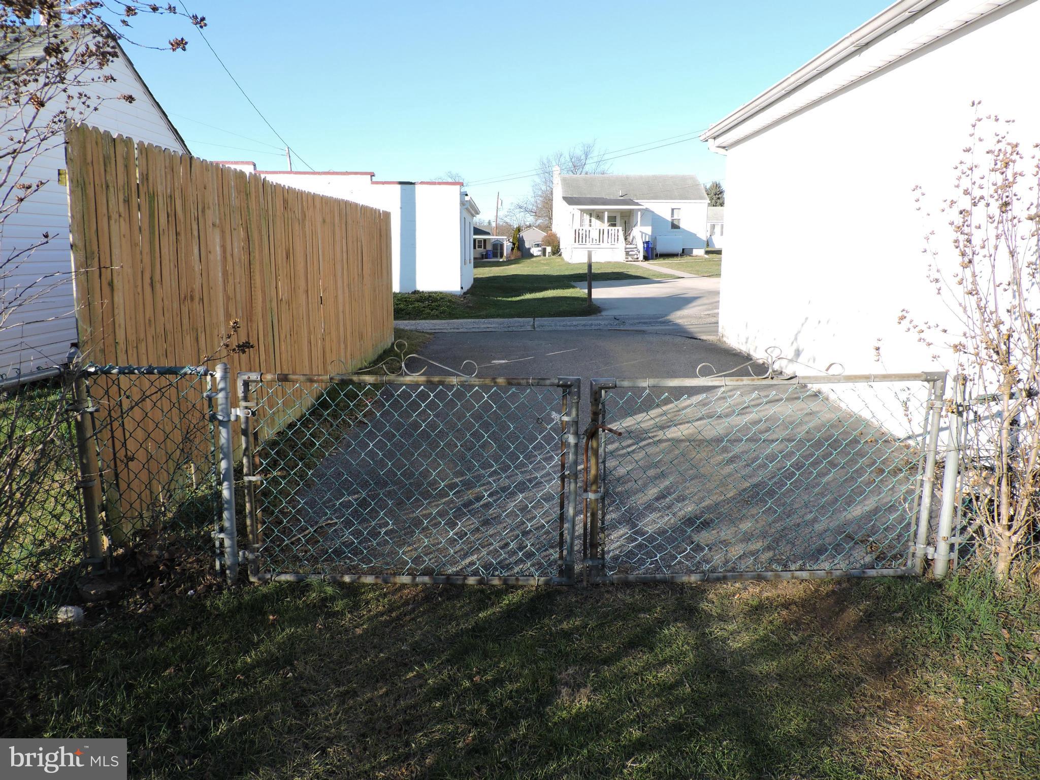 704 Interval Road Hagerstown, MD 21740 - Photo 30 of 30 Exterior (Rear)