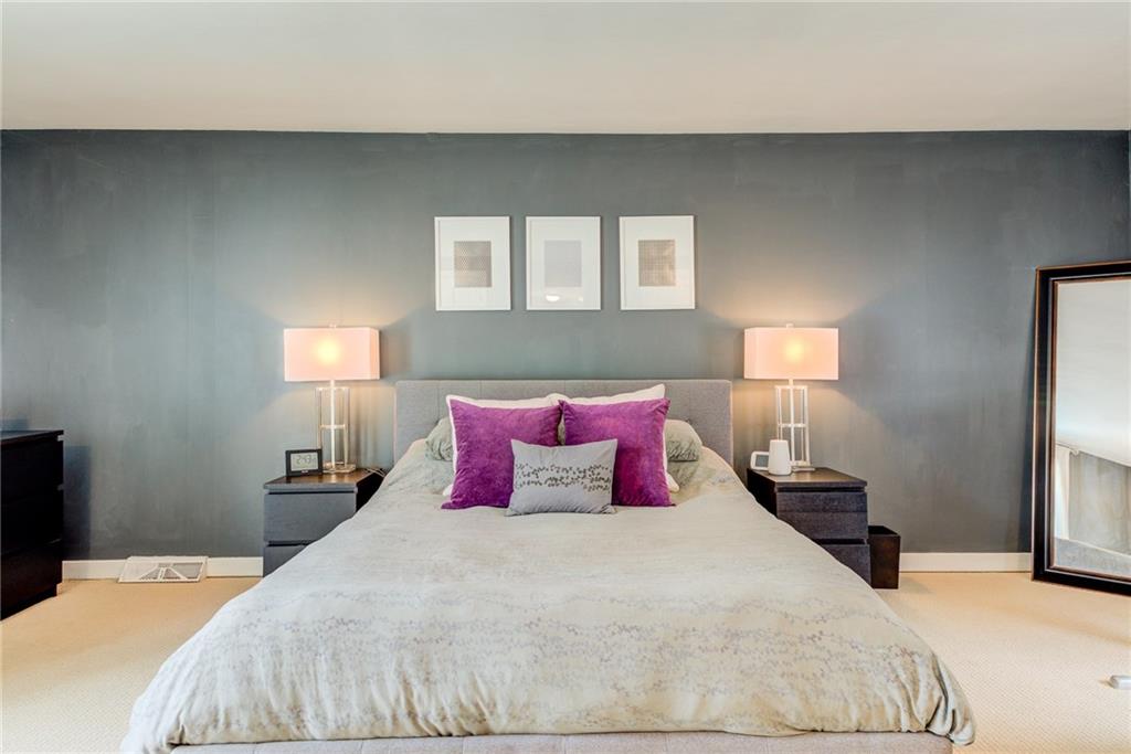 3061 East Hardies Road Gibsonia, PA 15044 - Photo 8 of 25 Huge Master Bedroom!