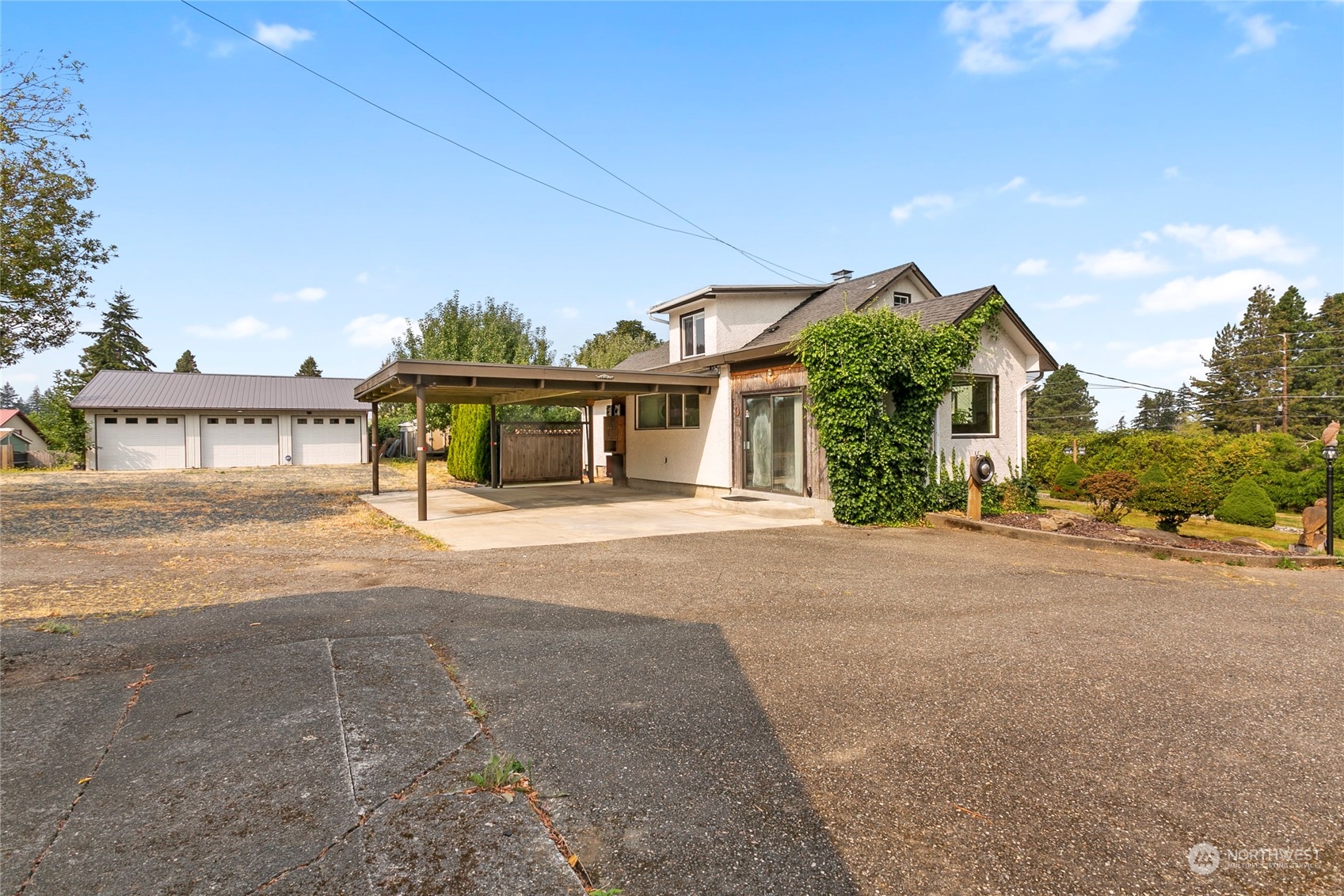 2219 Mt Baker Highway Bellingham, WA 98226 - Photo 29 of 39 front view of a house with a street