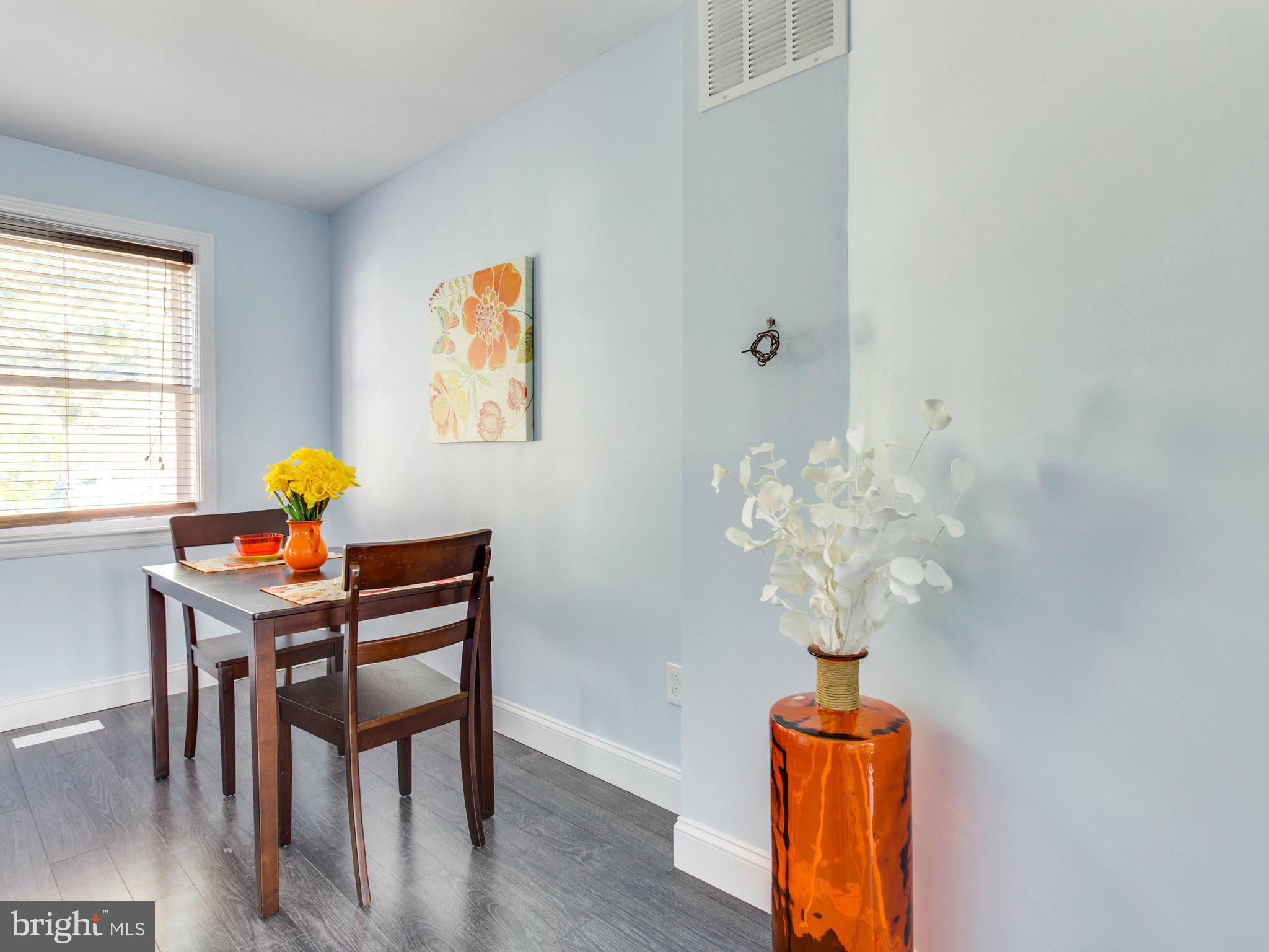 4523 Manorview Road Baltimore, MD 21229 - Photo 7 of 21 Dining Room