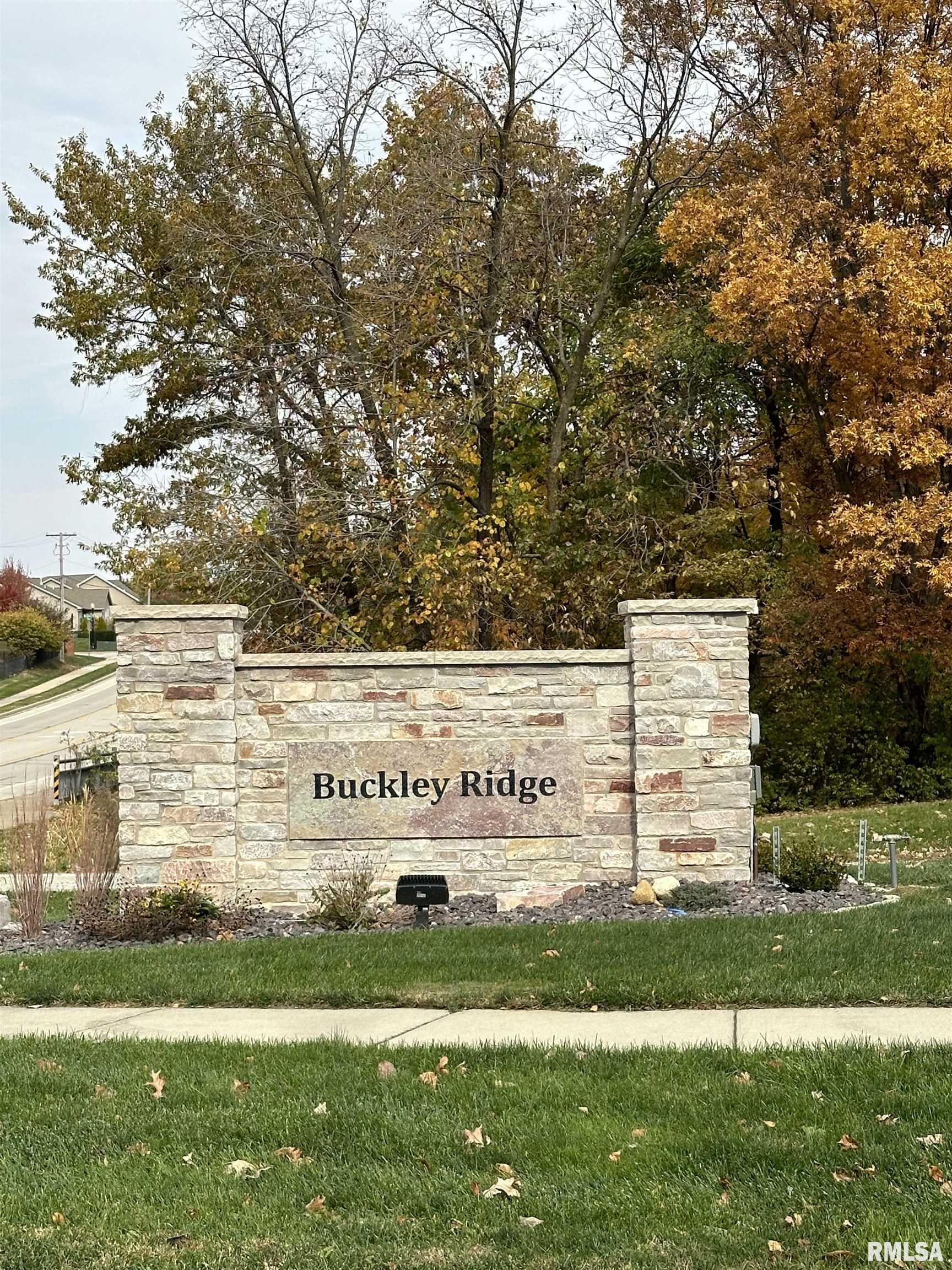 624 Poinsettia Place Springfield, IL 62711 - Photo 2 of 2